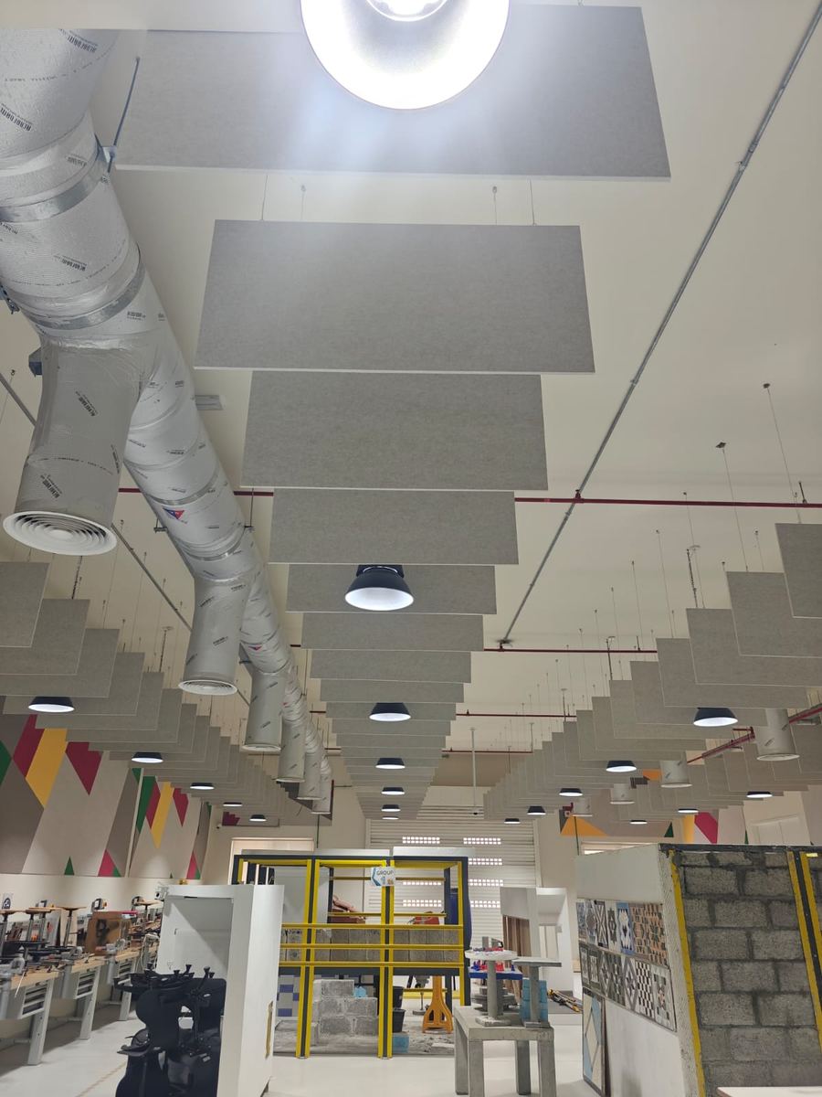 Baffle ceiling